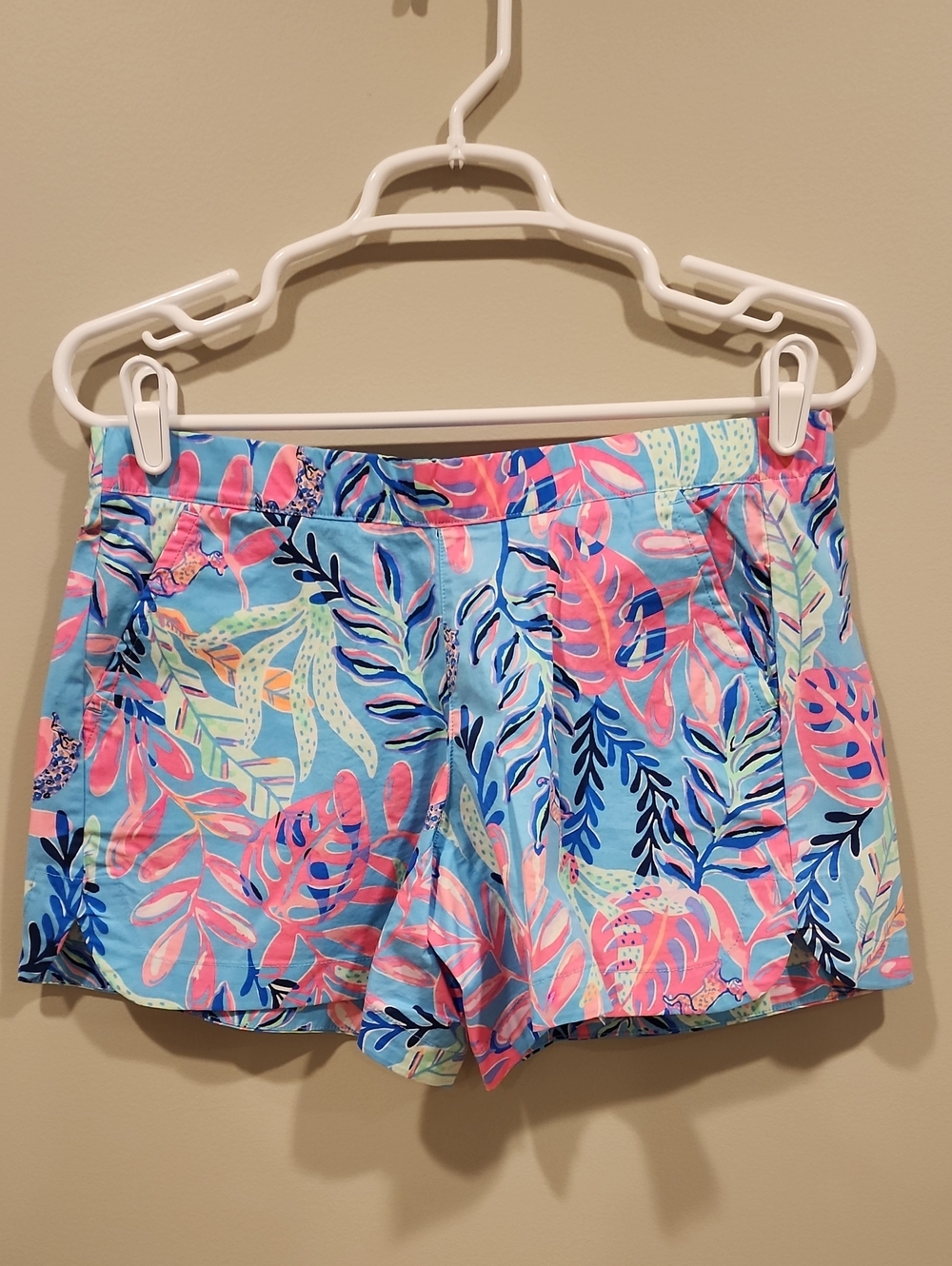 Lilly Pulitzer Blue Floral-Leaf Bermuda Shorts with Pink Accents, Size Small